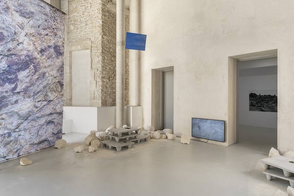 Bernard_Calet_Lointains©Nicolas Brasseur. Bernard_Calet_Lointains©Nicolas Brasseur.