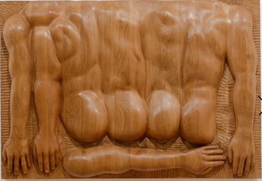 Oak relief with body fragments, 2018.Courtesy the artists; C L E A R I N G, New York/Brussels; Jan Kaps, Cologne; Loevenbruck, Paris